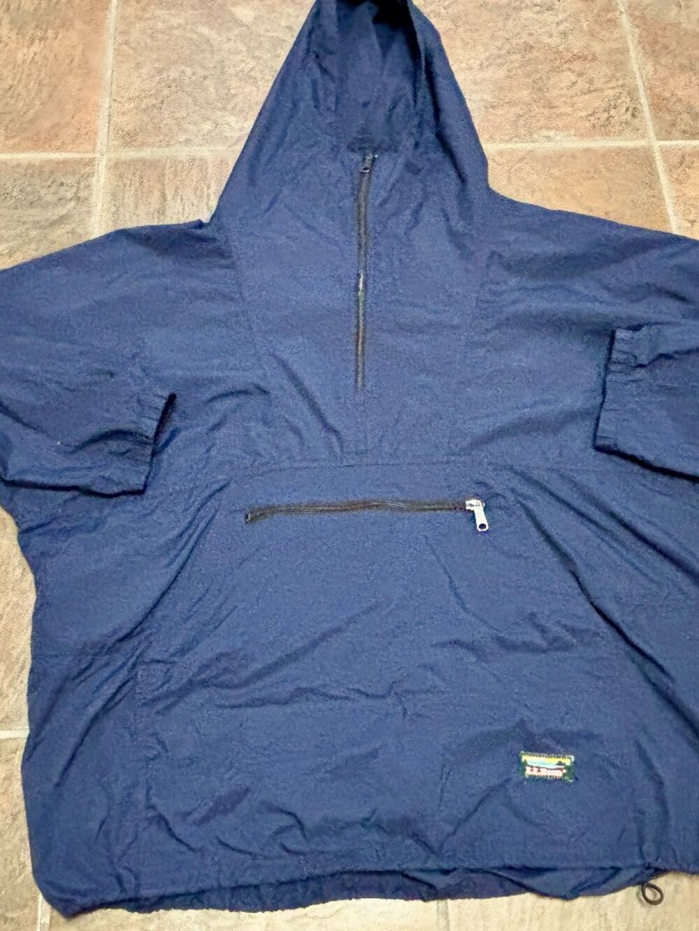 ~~L.L. Bean Jacket XL Blue Hooded Rain Coat 1/4 Zip Front Pocket*****the sizing